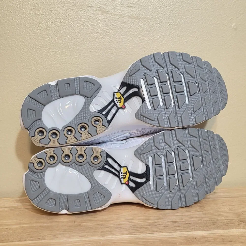Nike Air Max Plus Triple White Running Shoes 604133-139 Men's Size 10